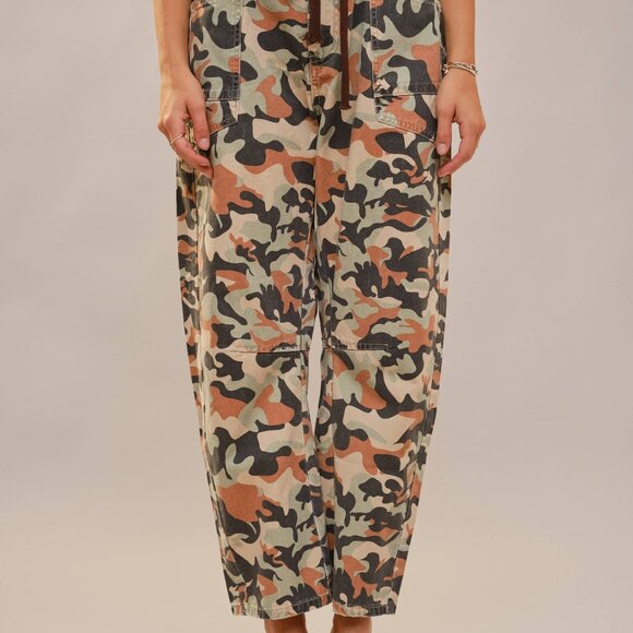 Camo Barrel leg pants - Picture 4 of 4